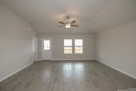 New construction Single-Family house 4910 Topaz Bnd, San Antonio, TX 78222 null- photo 8 8