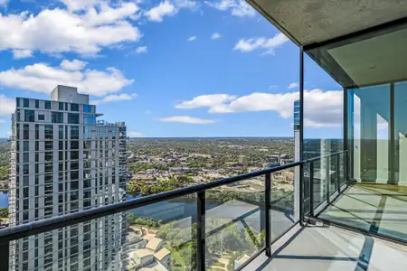 New construction Condo house 610 Davis St, Unit 4501, Austin, TX 78701 - image