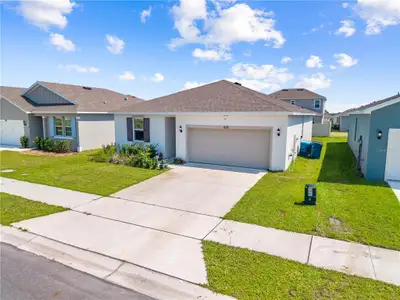 New construction Single-Family house 425 Silver Palm Dr, Haines City, FL 33844 plan Bradley - image