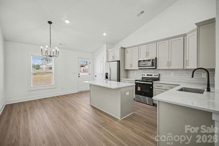 New construction Single-Family house 2025 Picnic Dr, Newton, NC 28658 - image