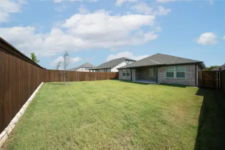 New construction Single-Family house 1708 Blackbird Ln, Princeton, TX 75407 plan Sierra - image