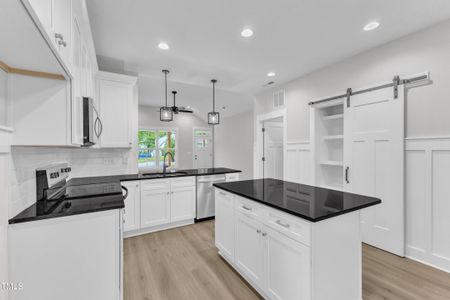 New construction Single-Family house 405 N Raiford St, Selma, NC 27576 null- photo 15 15