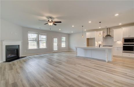 New construction Single-Family house 423 Lothbury Avenue, Locust Grove, GA 30248 Rainier- photo 0