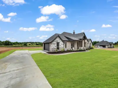 New construction Single-Family house 1044 Arbor Vista Dr, Azle, TX 76020 - image