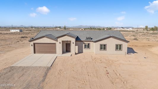 New construction Single-Family house 39126 W Durango St, Tonopah, AZ 85354 - image