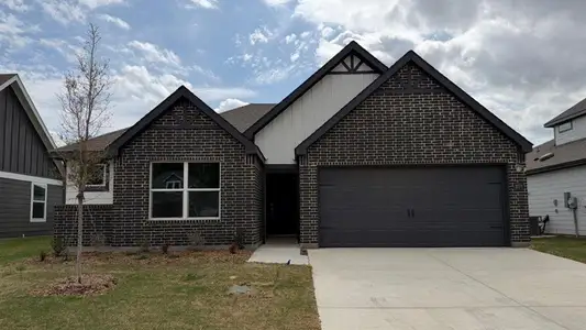 New construction Single-Family house 2076 Bobby Ashcraft Dr, Lindale, TX 75771 - image