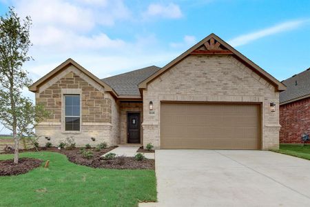 New construction Single-Family house 1049 Nighthawk Trail, Alvarado, TX 76009 - photo 0