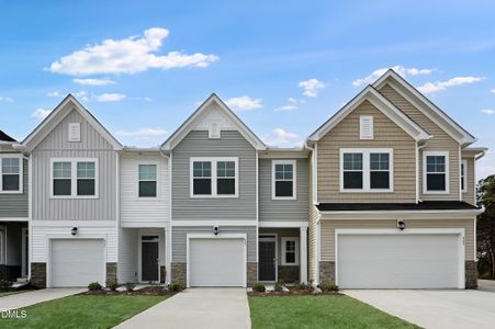 New construction Townhouse house 445 Venetian Dr, Sanford, NC 27332 - image