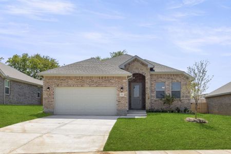 New construction Single-Family house 100 North Highland Drive, Sanger, TX 76266 - photo 1 1