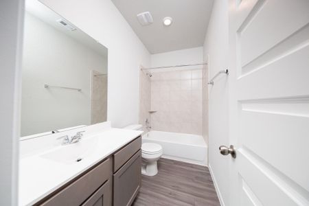 New construction Single-Family house 3037 Bristlegrass St, Brookshire, TX 77423 plan The Benbrook - image 10