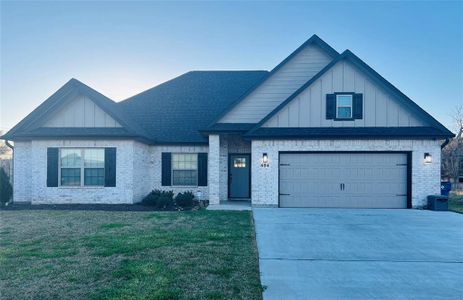 New construction Single-Family house 604 Greystone Lane, Angleton, TX 77515 - photo 0