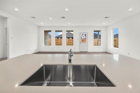 New construction Single-Family house 1951 Stargazer Ln, Angleton, TX 77515 plan Joplin - image 11