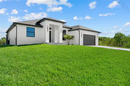 New construction Single-Family house 15101 Leipzig Cir, Port Charlotte, FL 33981 - image