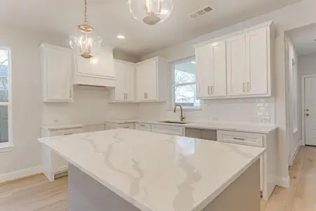 New construction Townhouse house 405 Athenia Dr, Fort Worth, TX 76114 - image 3