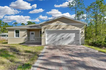 New construction Single-Family house 1341 E Pkwy, Deland, FL 32724 - image