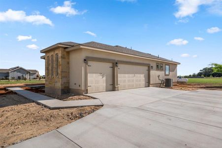 New construction Single-Family house 123 Lila Ln, Bertram, TX 78605 - image