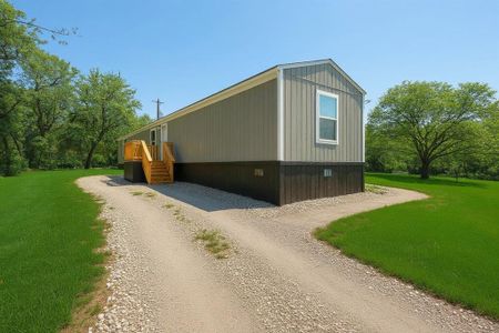 New construction Manufactured Home house 4214 W Virginia Dr, Granbury, TX 76048 null- photo 0