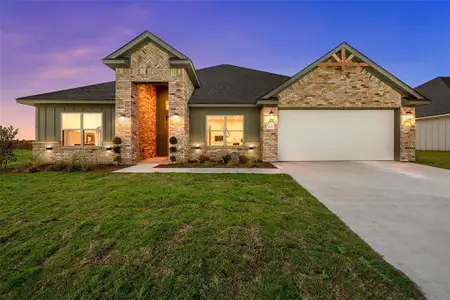 New construction Single-Family house 1337 Red Rock Rd, Hewitt, TX 76643 - image