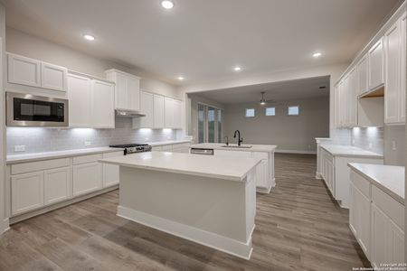 New construction Single-Family house 608 Lago Lndg, San Antonio, TX 78263 Cohen- photo 8 8