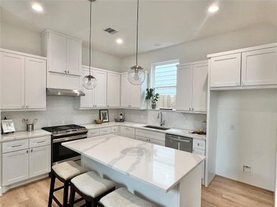 New construction Single-Family house 5320 Kiam St, Houston, TX 77007 null- photo 29 29