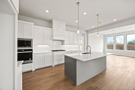 New construction Single-Family house 4004 Reserve Wy, Krugerville, TX 76227 plan Bradley - image 10