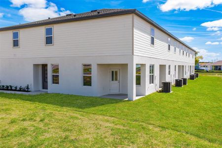 New construction Townhouse house 400 Sol Vista Dr, Dundee, FL 33838 null- photo 0