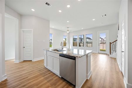 New construction Single-Family house 13449 Sun Cay Dr, Houston, TX 77047 plan Mac Arthur - image 4