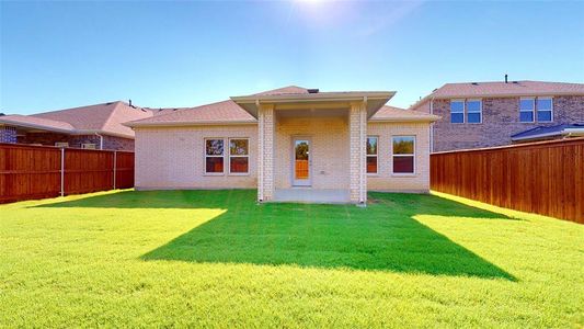 New construction Single-Family house 640 Scarlett St, Forney, TX 75126 Sadler- photo 25 25