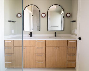 New construction Townhouse house 3006 Sorin St, Austin, TX 78723 - image 11