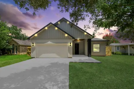 New construction Single-Family house 216 W Curtis Ave, Pasadena, TX 77502 - image