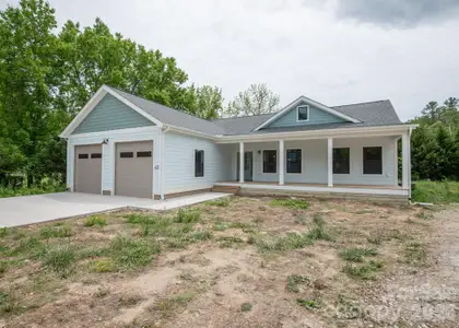 New construction Single-Family house 45 Gash Cove Rd, Hendersonville, NC 28791 - image