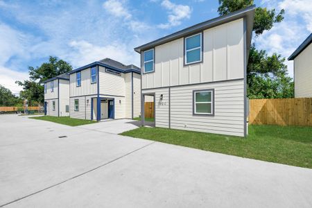 New construction Single-Family house 7312 Wileyvale Dr, Unit D, Houston, TX 77016 - image 7