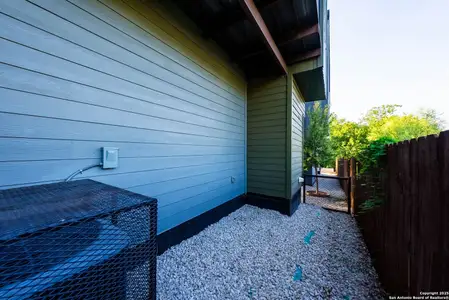 New construction Townhouse house 108 Vine, Unit 102, San Antonio, TX 78210 - image