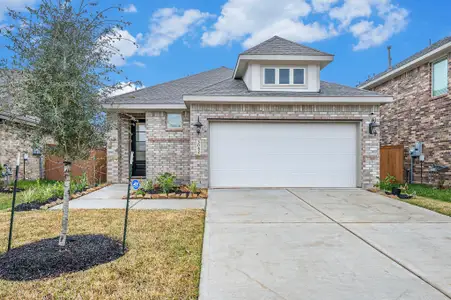 New construction Single-Family house 3052 Ash Ray Dr, Katy, TX 77493 plan Everett - image