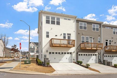 New construction Townhouse house 111 Hickory Plains Rd, Knightdale, NC 27545 null- photo 6 6