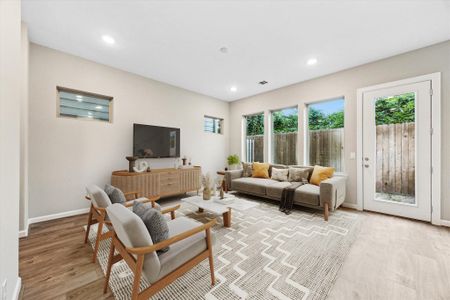 New construction Single-Family house 808 Glowing Dawn Dr, Houston, TX 77018 - image 16