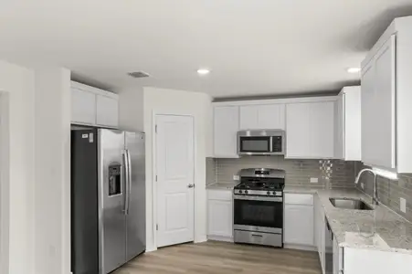 New construction Single-Family house 2752 Brand Iron Dr, San Marcos, TX 78666 plan Pecan - image 6