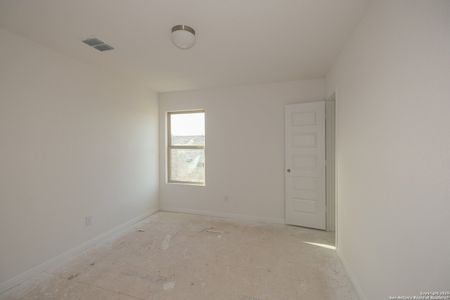 New construction Single-Family house 8810 Campacuas Trl, San Antonio, TX 78252 null- photo 9 9