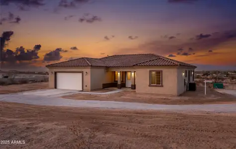 New construction Single-Family house 12942 S 218Th Ave, Buckeye, AZ 85326 - image