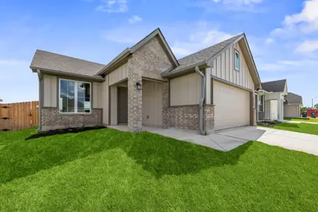New construction Single-Family house 251 Gus Lp, Georgetown, TX 78626 plan The 1262 - image 2
