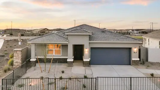 New construction Single-Family house 15482 W Desert Hollow Dr, Surprise, AZ 85387 - image