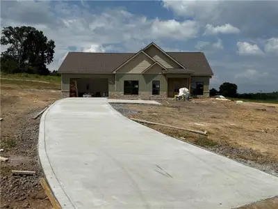 New construction Single-Family house 143 Oakland Dr Se, Calhoun, GA 30701 - image