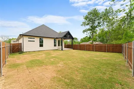New construction Single-Family house 504 Stallings St, Terrell, TX 75160 - image