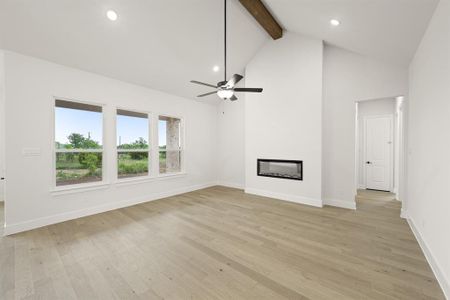 New construction Single-Family house 157 Fan Mill Trl, Weatherford, TX 76085 plan 2404 - image 12