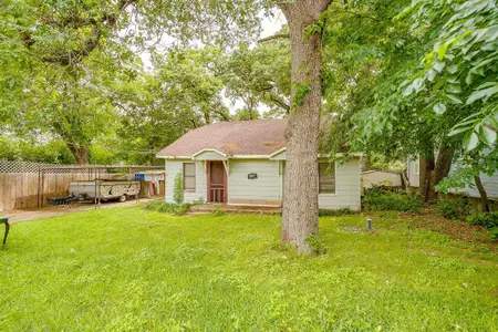 New construction Single-Family house 207 Cleveland Ave, Weatherford, TX 76086 - image
