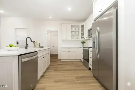 New construction Single-Family house 3258 Yorkshire Cir, Sanford, NC 27332 - image 5