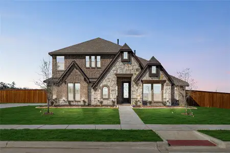 New construction Single-Family house 315 Spring Cir, Red Oak, TX 75154 plan Carolina IV Side Entry - image