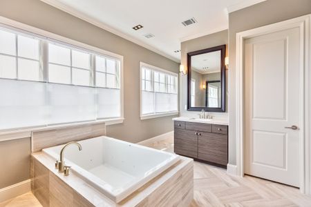 New construction Townhouse house 3824 Berkman Dr, Austin, TX 78723 - image 15