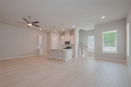 New construction Single-Family house 8917 Grovner Pl, Houston, TX 77055 - image 19