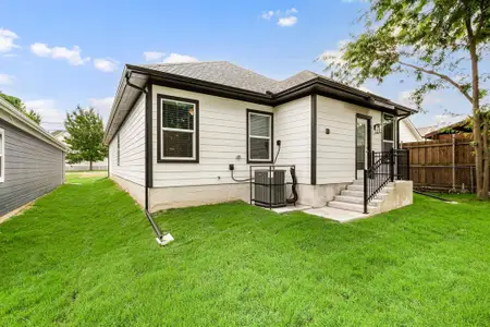 New construction Single-Family house 1221 H Ave, Plano, TX 75074 - image